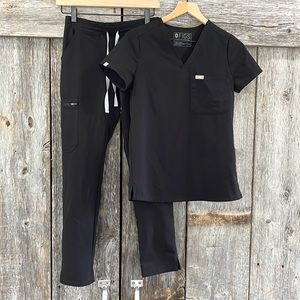 FIGS Pants